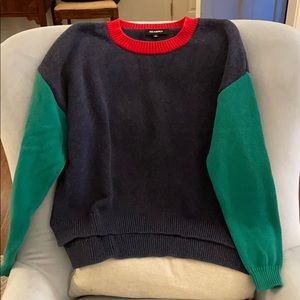 525 America sweater